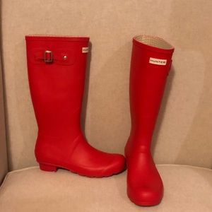 Hunter boots size 8